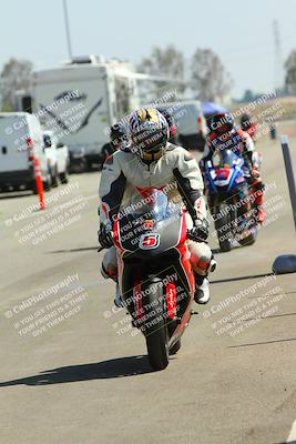 media/Sep-20-2025-TrackDaz (Sat) [[27f0cde673]]/Around the Pits/